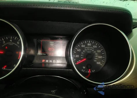 2021 Ford Mustang Ecoboost Premium z USA, uszkodzony, nr VIN 1FATP8UH7M5104653